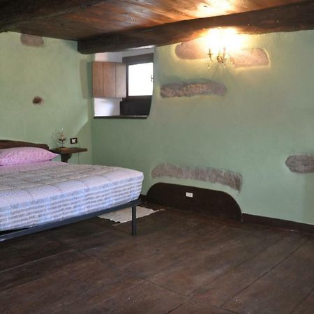 Вілла Il Borgo Di Monica Домодоссола Екстер'єр фото