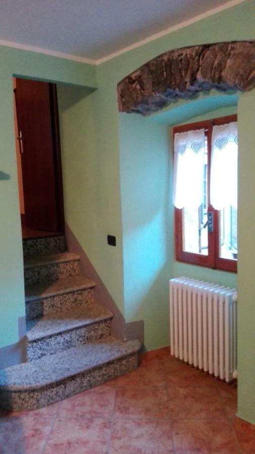 Вілла Il Borgo Di Monica Домодоссола Екстер'єр фото
